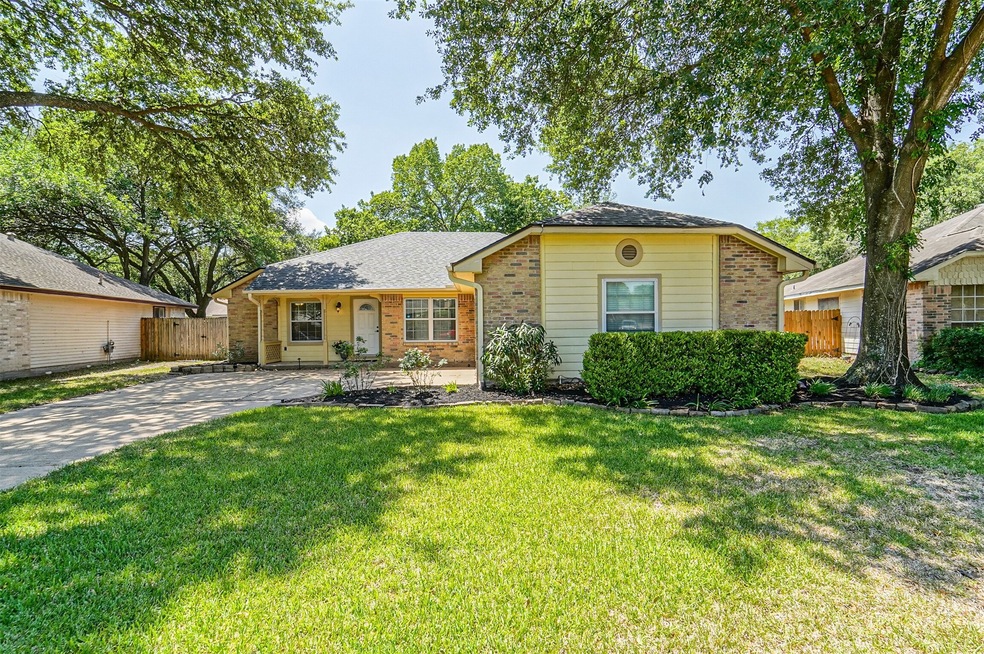 15634 Highfield Dr, Houston, TX 77095 - photo 1