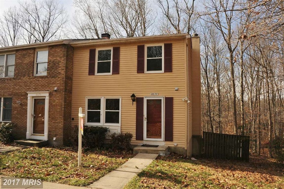 8675 Rising Creek Ct, Springfield, VA 22153 - photo 1