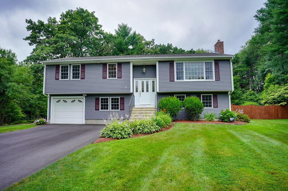 7 Appleton Dr, Hudson, MA 01749 - photo 1