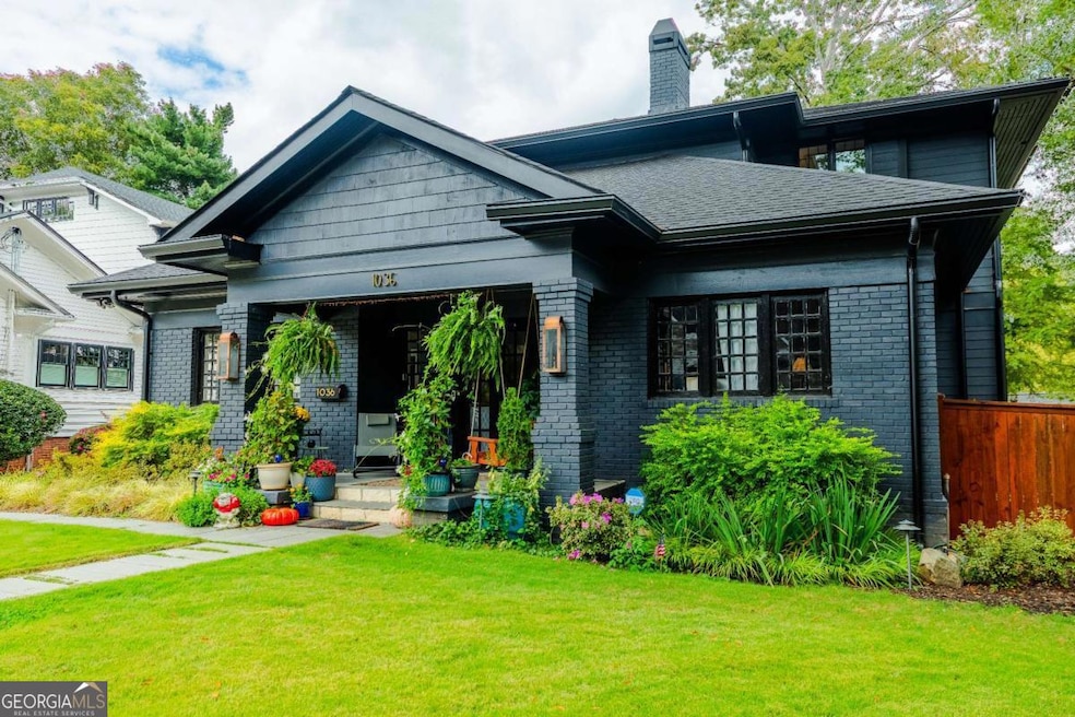 Pending $1,450,000 • Co-Listing Agent