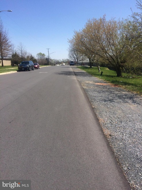 1570 Commerce St, Winchester, VA 22601 - photo 1