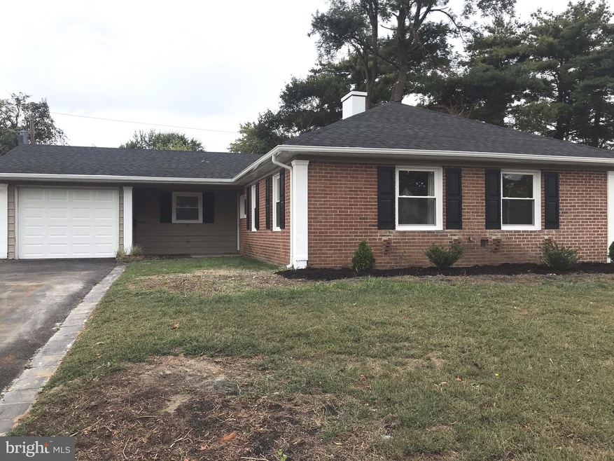 51 Peachfield Ln, Willingboro, NJ 08046 - photo 1