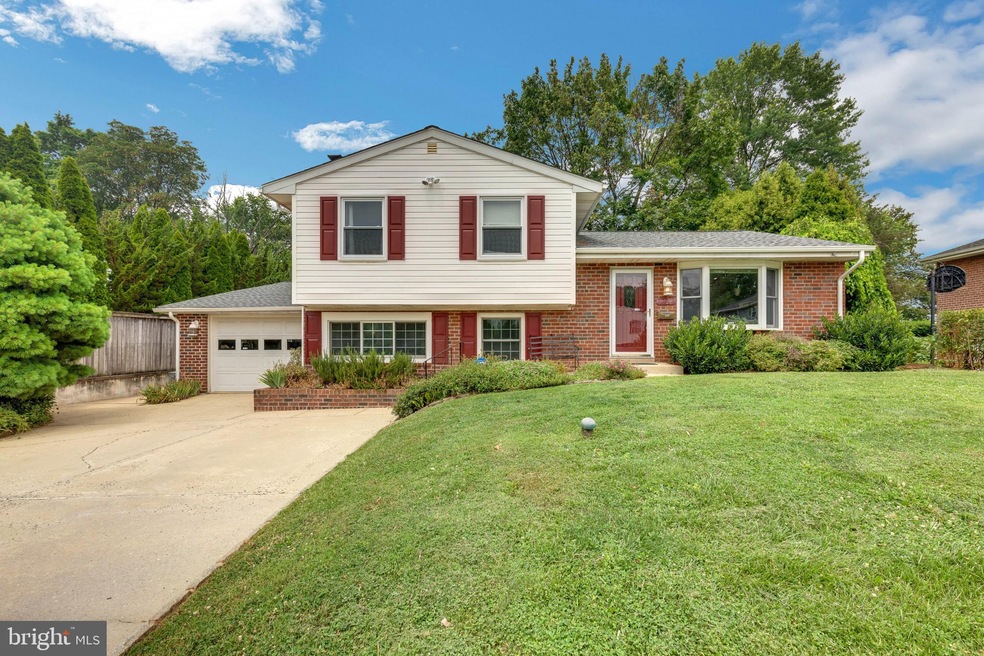 1422 Sandwood Rd, Conshohocken, PA 19428 - photo 1