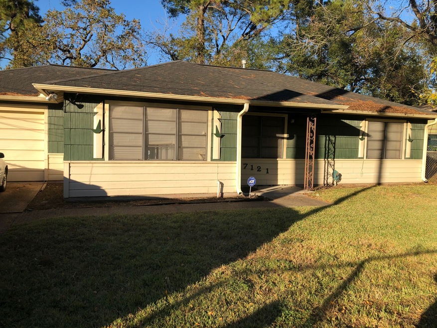 7121 W Knoll St, Houston, TX 77028 - photo 1