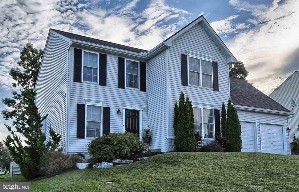 14 Logans Run, Enola, PA 17025 - photo 1