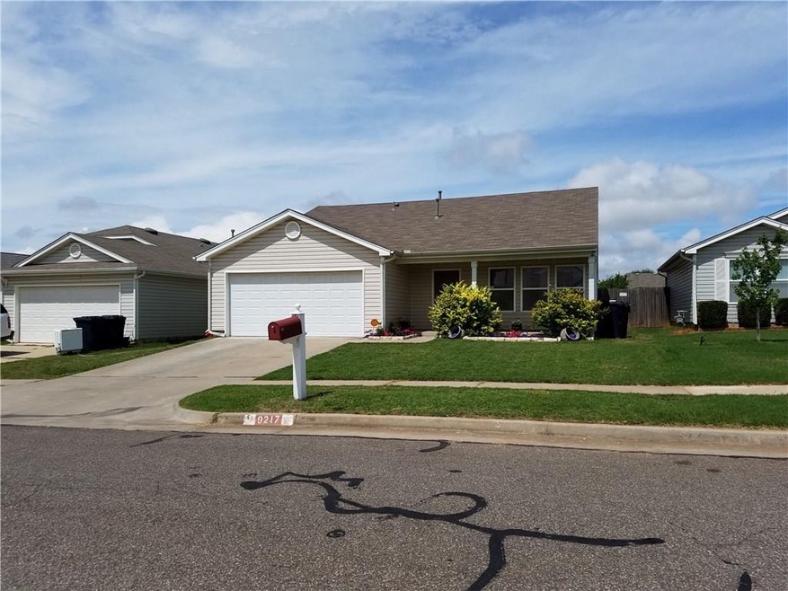 9217 Snowberry Dr, Oklahoma City, OK 73165 - photo 1