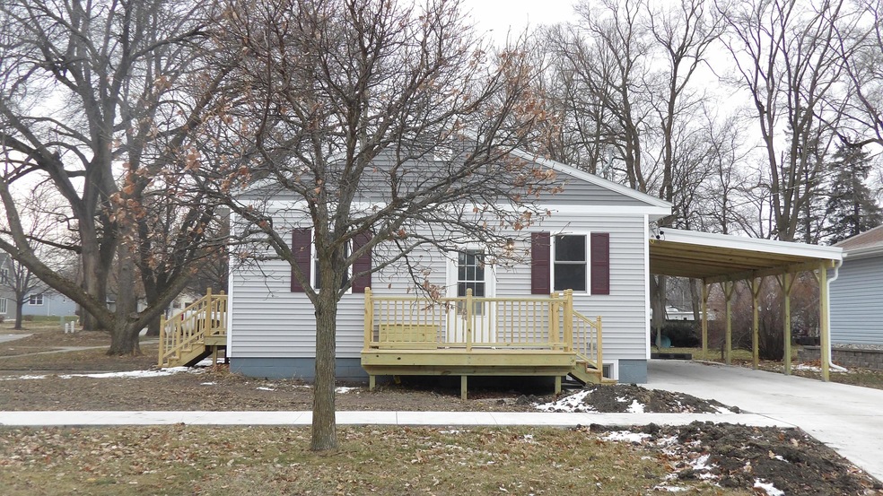 2027 Story St, Boone