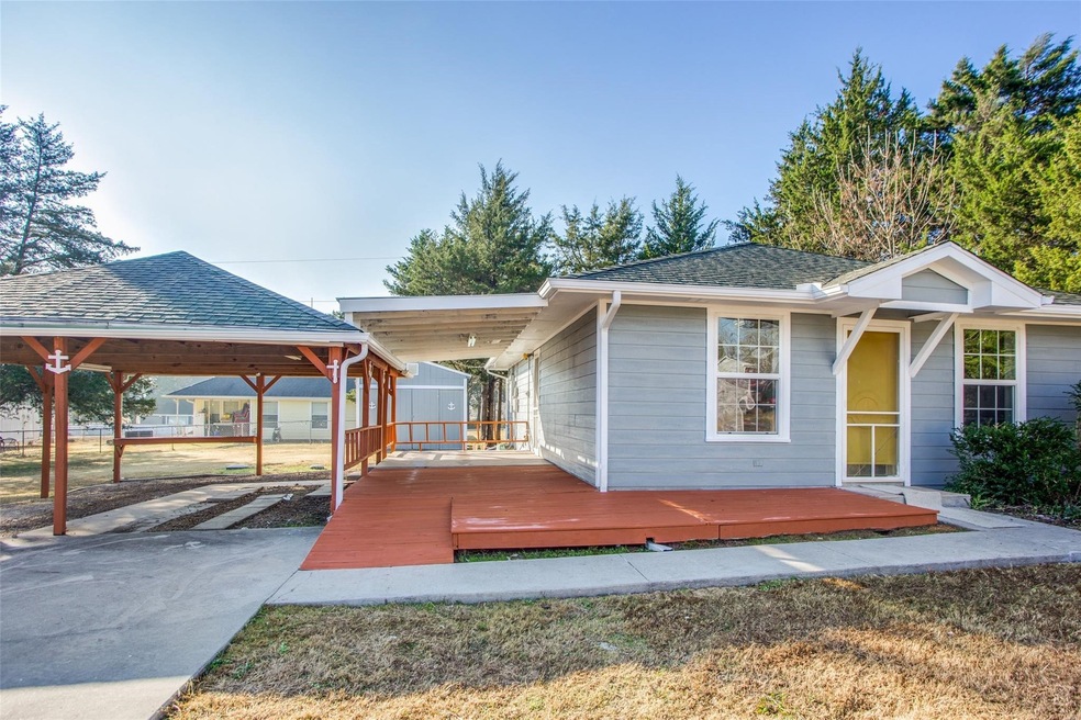 280 Maple Dr, Pottsboro, TX 75076 - photo 1