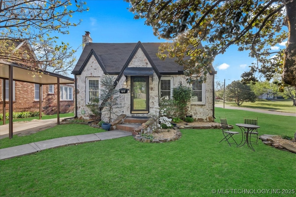 Sold $305,000