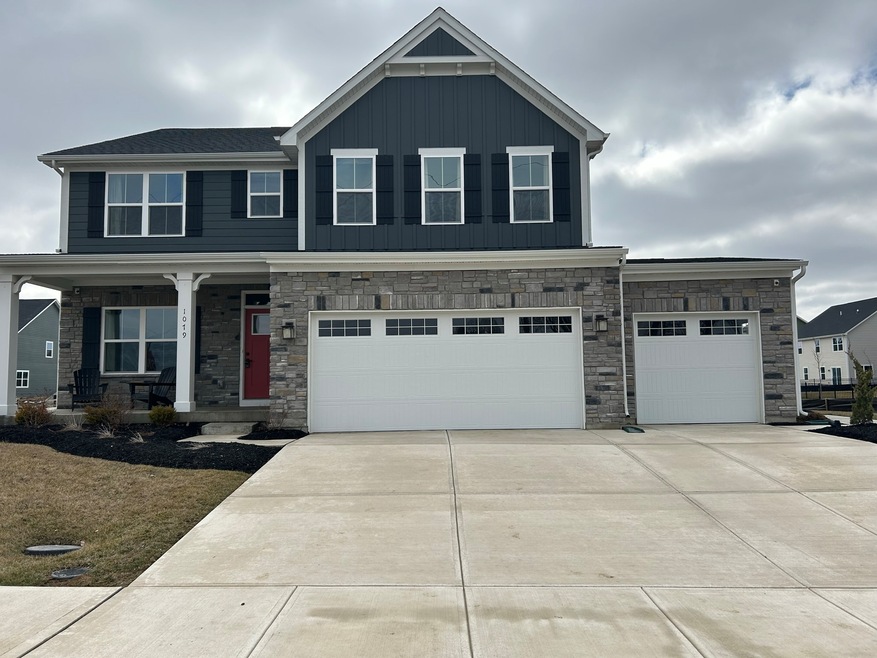 1079 Mccray Ln, Westfield, IN 46074 - photo 1