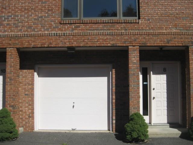 8 Pleszko Place, Fairfield, CT 06824 - photo 1