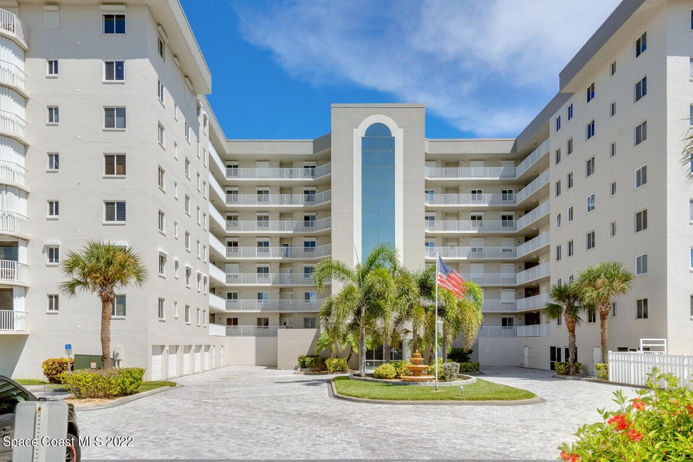 Majestic Seas - Exterior Front