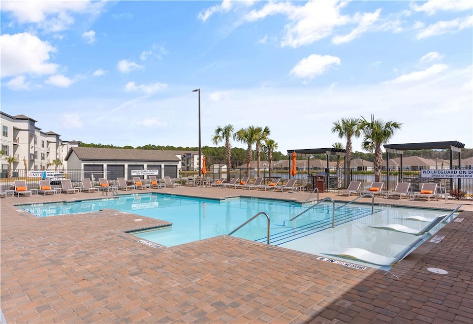 For Sale $299,990 • Co-Listing Agent