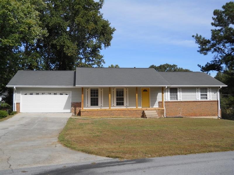 1150 Marifran Dr SW, Conyers, GA 30094 - photo 1