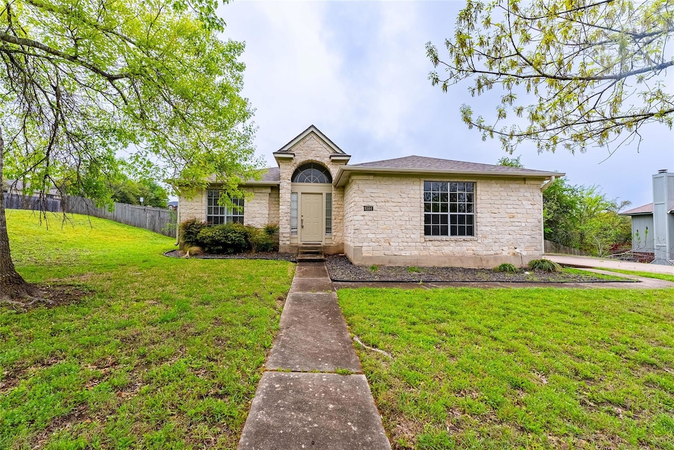 8101 Landsman Dr, Austin, TX 78736 - photo 1