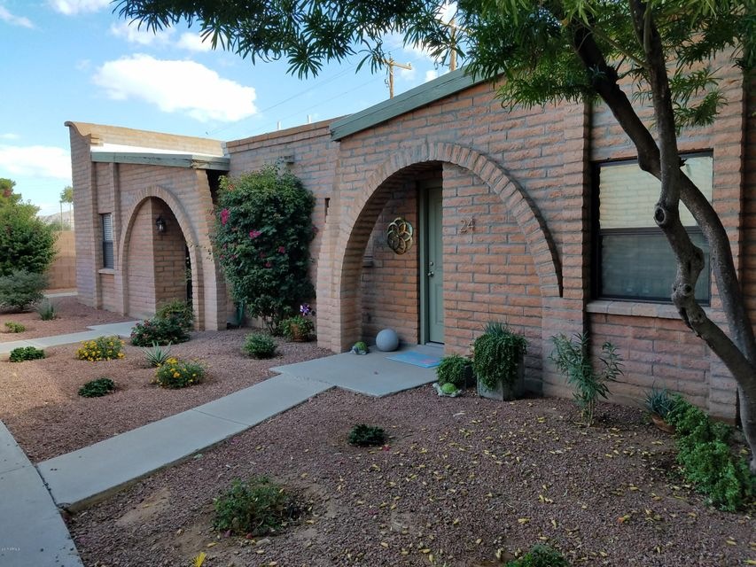 Exterior 1