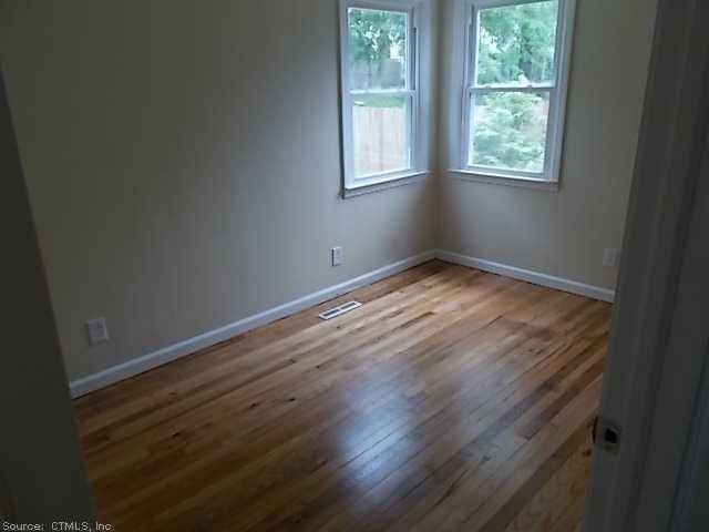 19 Myrna Ave, Waterbury, CT 06704 - photo 1