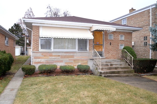 821 Westchester Blvd, Westchester, IL 60154 - photo 1
