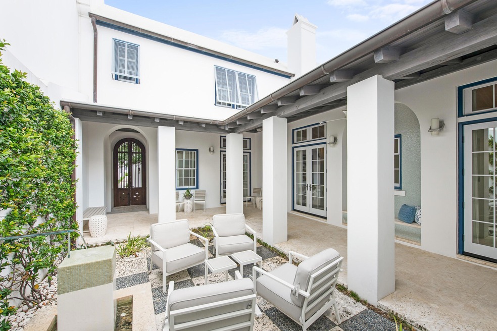 Courtyard View