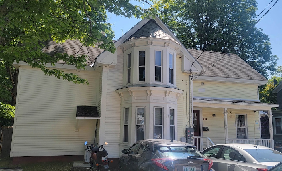14 Bond St, Claremont, NH 03743 - photo 1