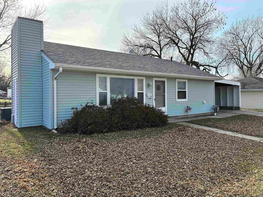 2603 Bateman St, Hastings, NE 68901 - photo 1