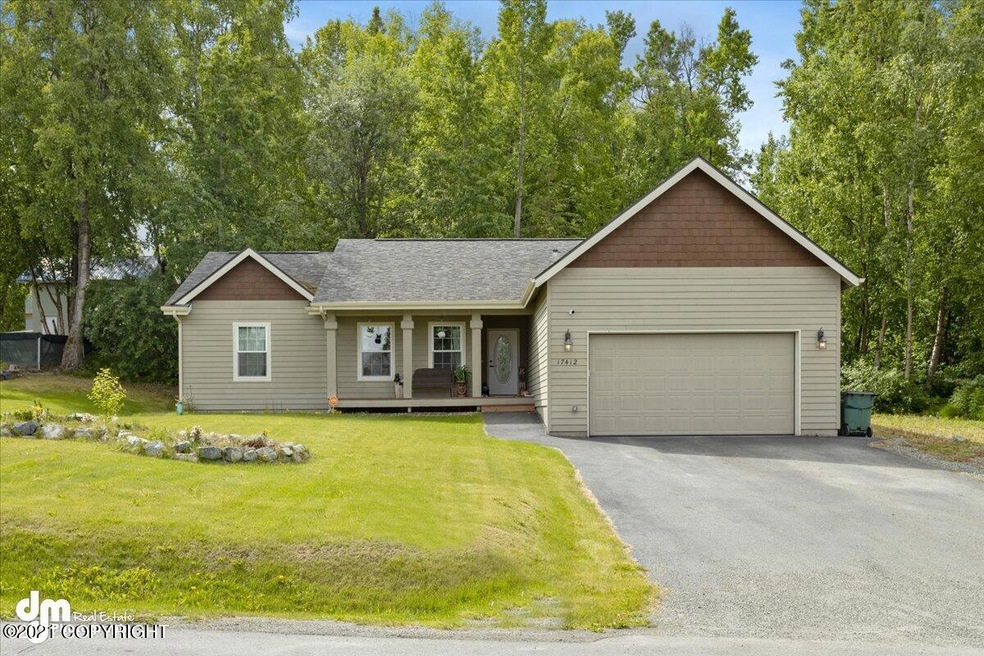 32-exterior front-8033