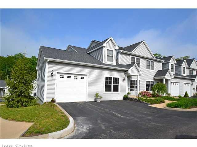 375 Allyn St unit 20, Mystic, CT 06355 - photo 1