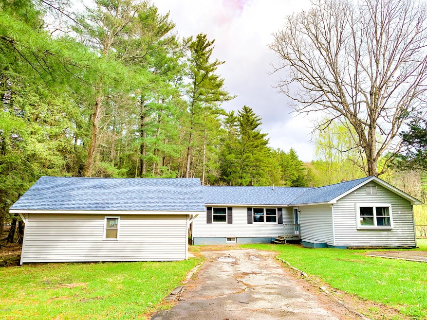 1053 Towpath Rd, Hawley, PA 18428 - photo 1