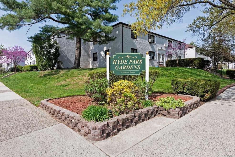 6906 136th St unit A, Flushing, NY 11367 - photo 1