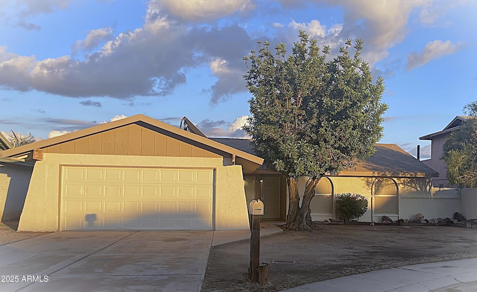 17811 N 29th Dr, Phoenix, AZ 85053 - photo 1