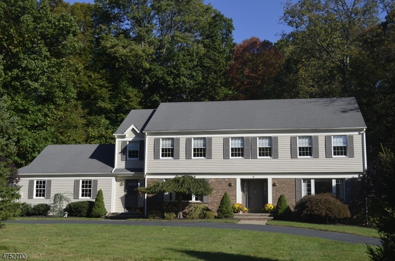 9 Canterbury Ct, Warren, NJ 07059 - photo 1