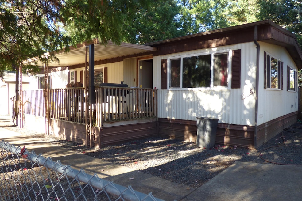 508 Bumblebee Ln, Cave Junction, OR 97523 - photo 1