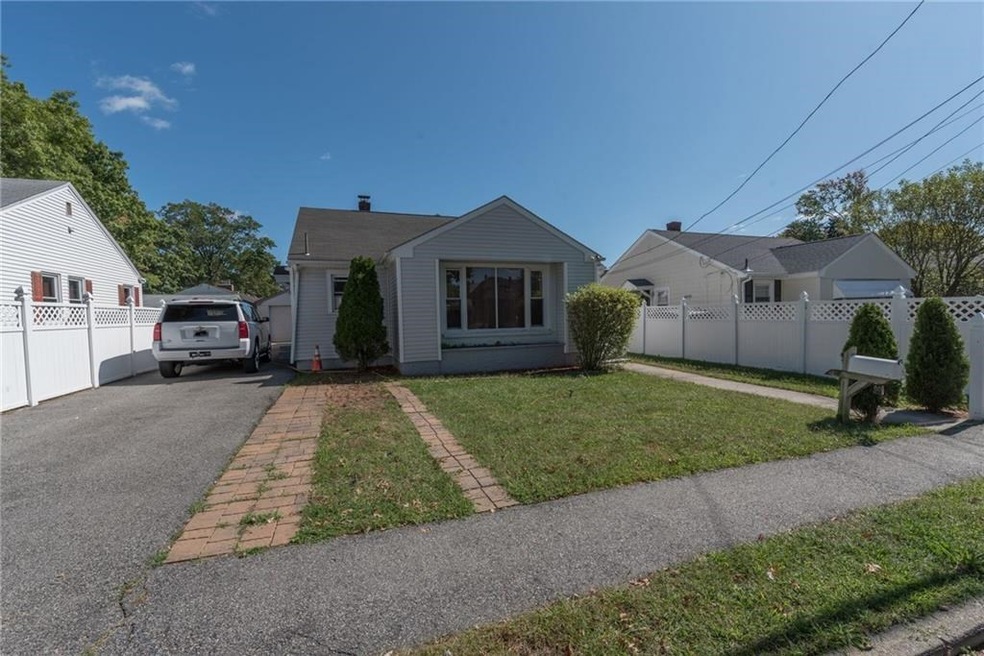 90 Alexander St, Cranston, RI 02910 - photo 1