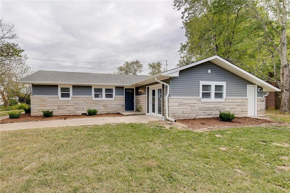 4813 Eastgate Dr, Columbus, IN 47203 - photo 1