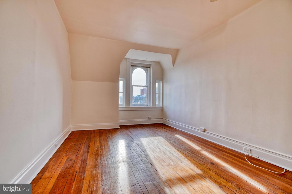 1208 N Calvert St unit 7, Baltimore, MD 21202 - photo 1