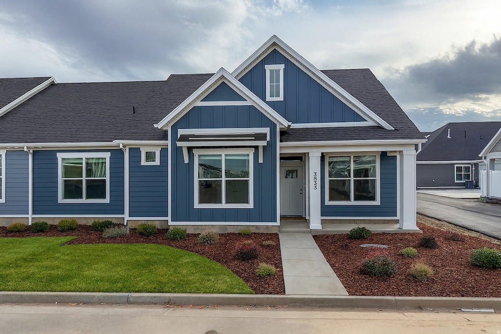 3833 W 50 S unit 429, Clearfield, UT 84015 - photo 1