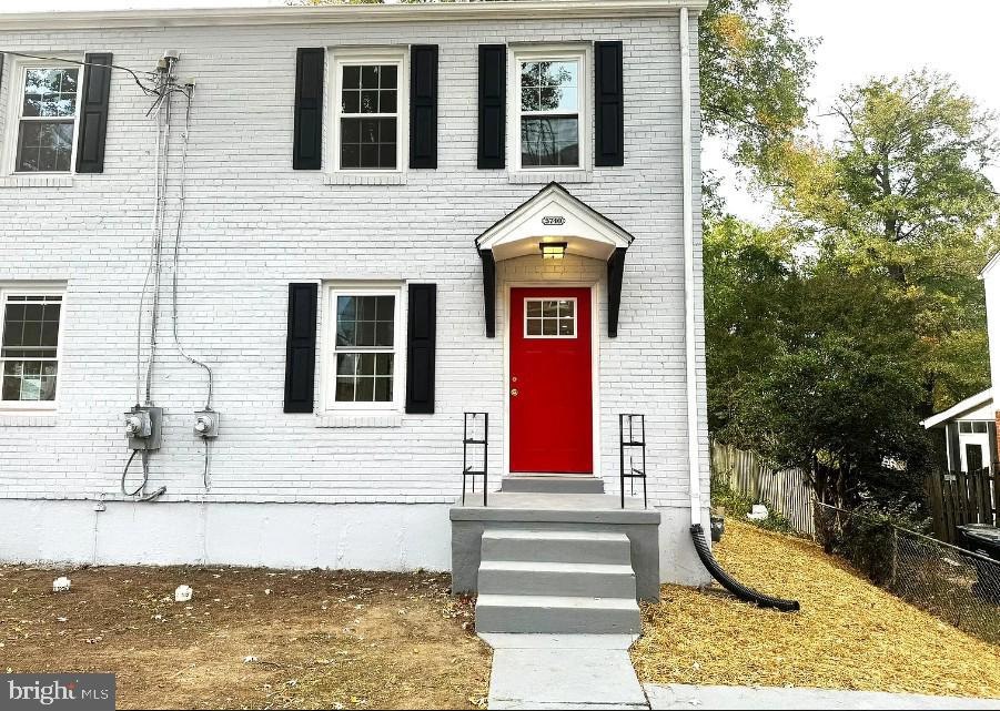 5740 Biscayne Dr, Alexandria, VA 22303 - photo 1