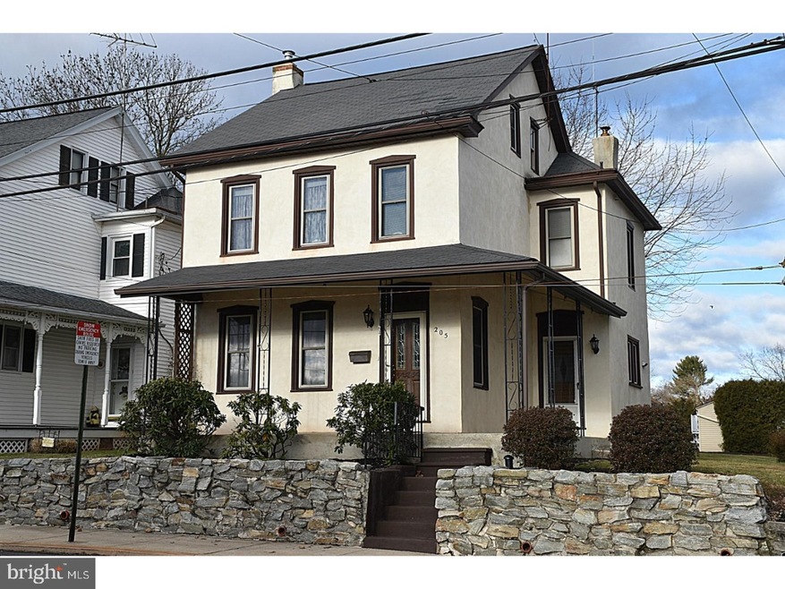 205 E 6th St, Red Hill, PA 18076 - photo 1