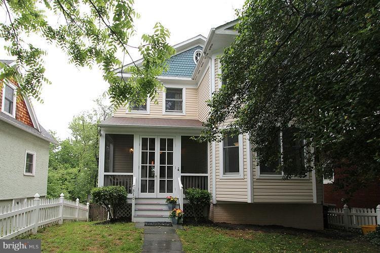 310 Boyd Ave, Takoma Park, MD 20912 - photo 1