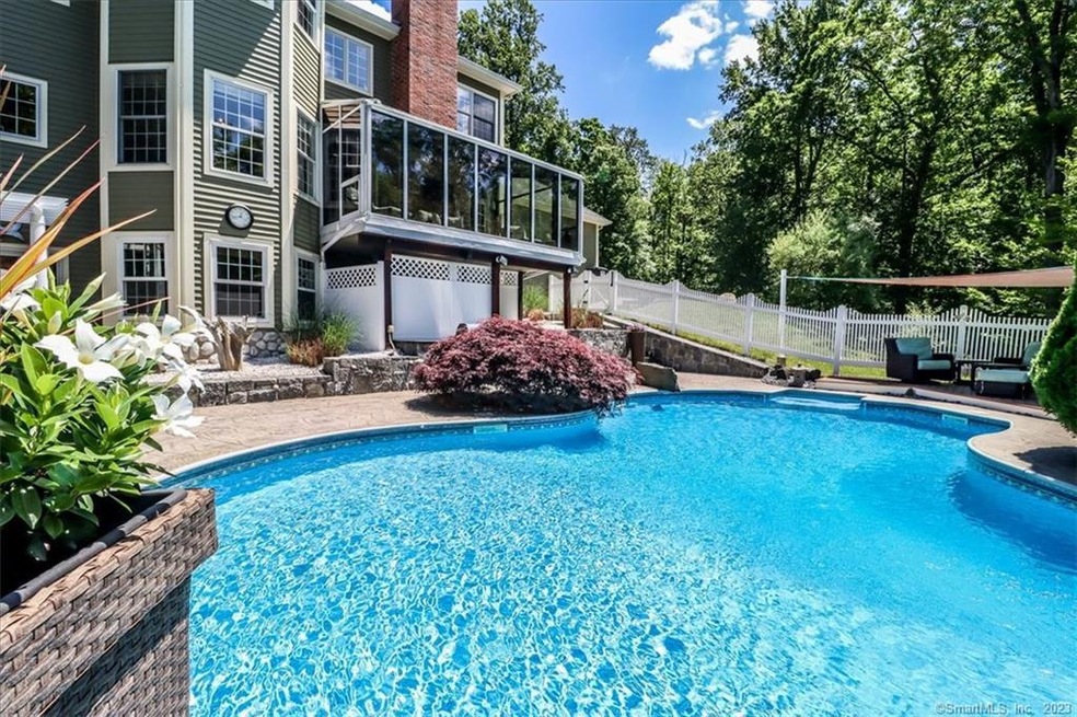 12 Stonewall Ln, Ridgefield, CT 06877 - photo 1