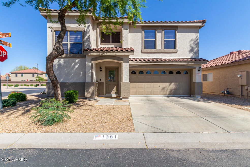 1381 S Wagon Wheel Ct unit III, Chandler, AZ 85286 - photo 1