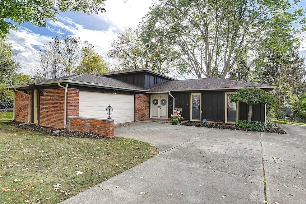 For Sale $280,000 • Co-Listing Agent