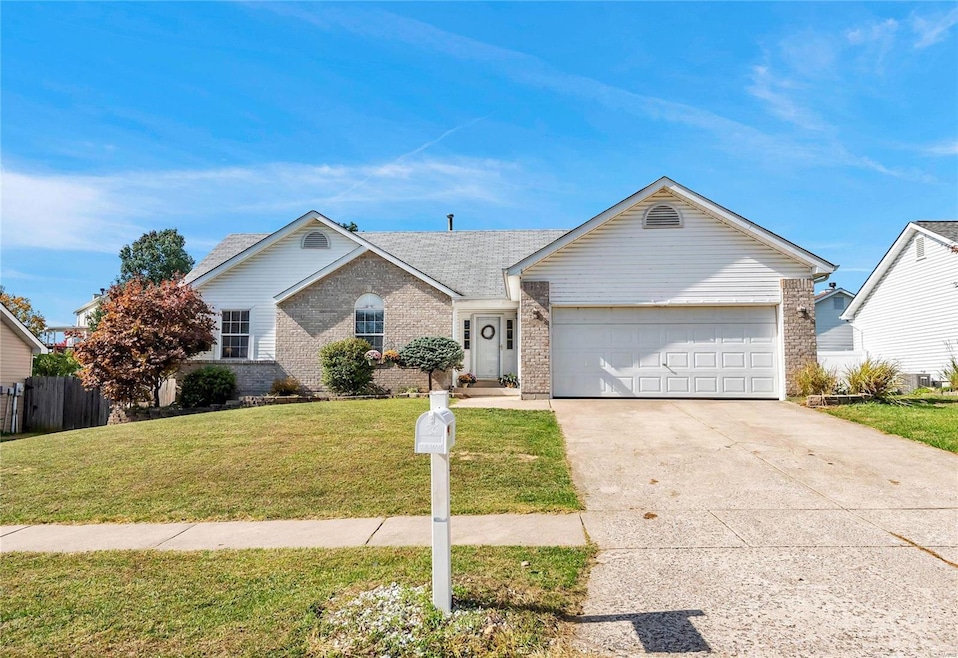 1273 Little Brave Dr, O Fallon, MO 63366 | MLS# MAR23063398