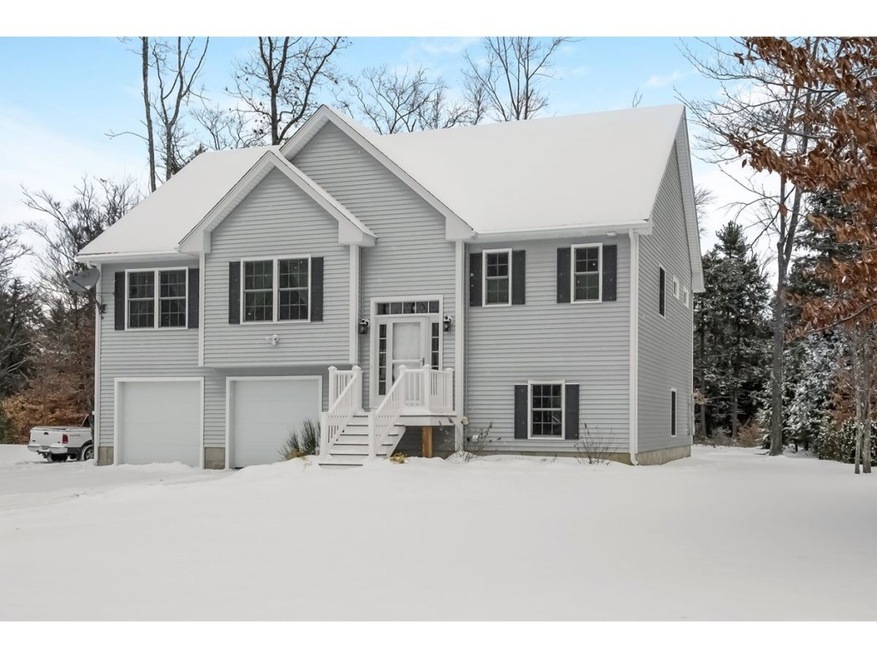26 Collins Cir, Rochester, NH 03867 - photo 1