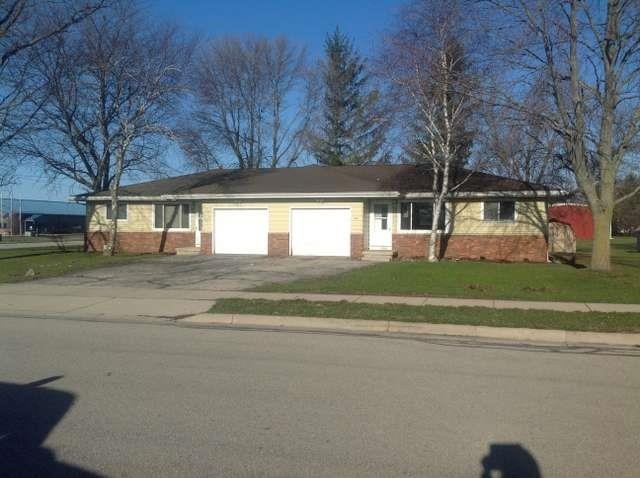 102 4th St unit 104, Brooklyn, WI 53521 - photo 1