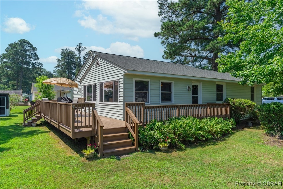Rancher with a view of Rappahannock River!