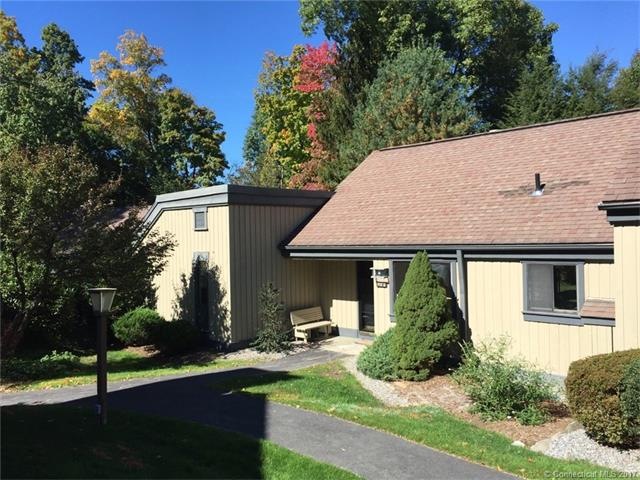 886 Heritage Village unit A, Southbury, CT 06488 - photo 1