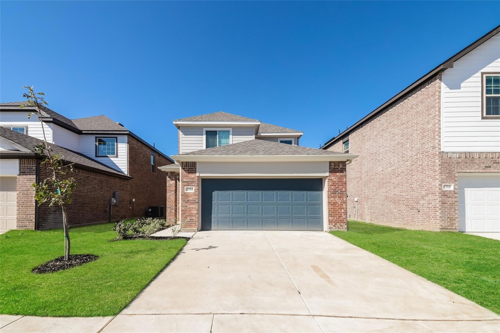 1314 Jonah Ln, Ennis, TX 75119 - photo 1