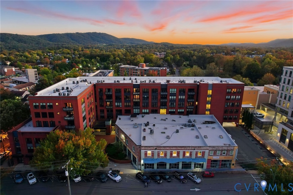 For Sale $1,645,500 • Co-Listing Agent