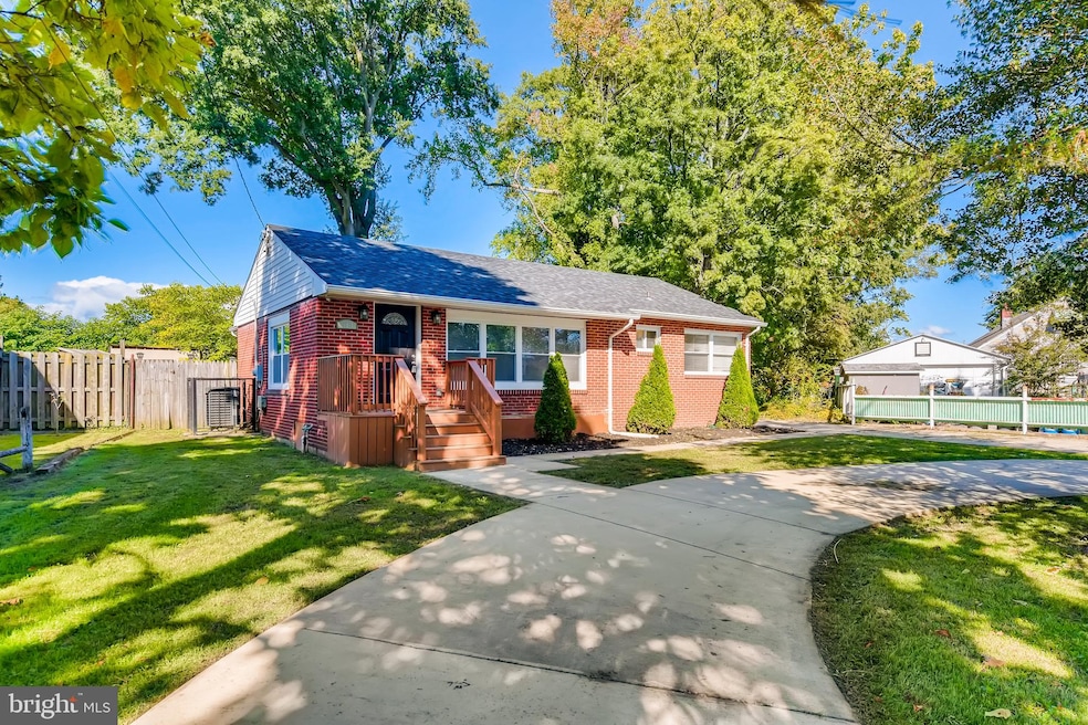 914 Orems Rd, Essex, MD 21221 - photo 1